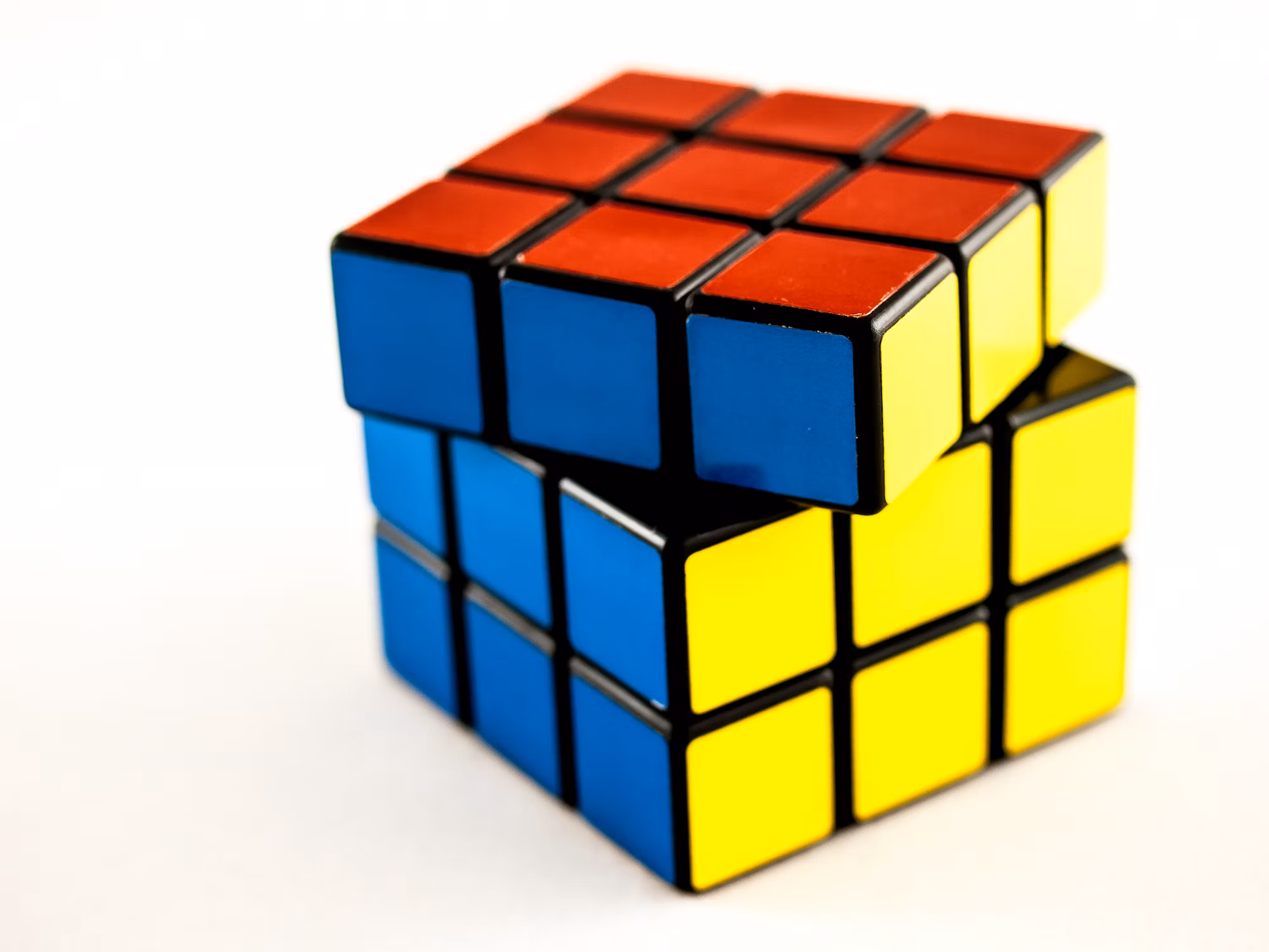 The Evolution of Strategy Games: From Board Games to Digital Masterpieces